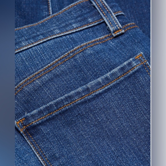 L'AGENCE New Sada High-Rise Distressed Stretch Crop Jeans, 24 - Picture 7 of 8